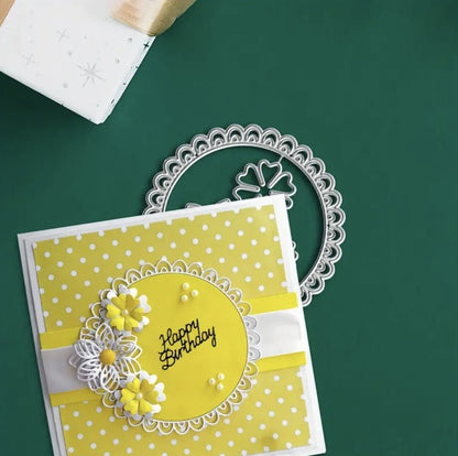 Lace-Trimmed Circle Metal Cutting Dies