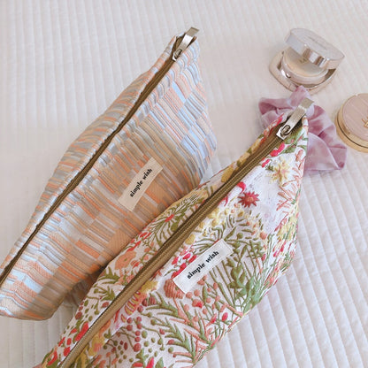 Romantic Pastoral Style Jacquard Fabric Cosmetic Bag