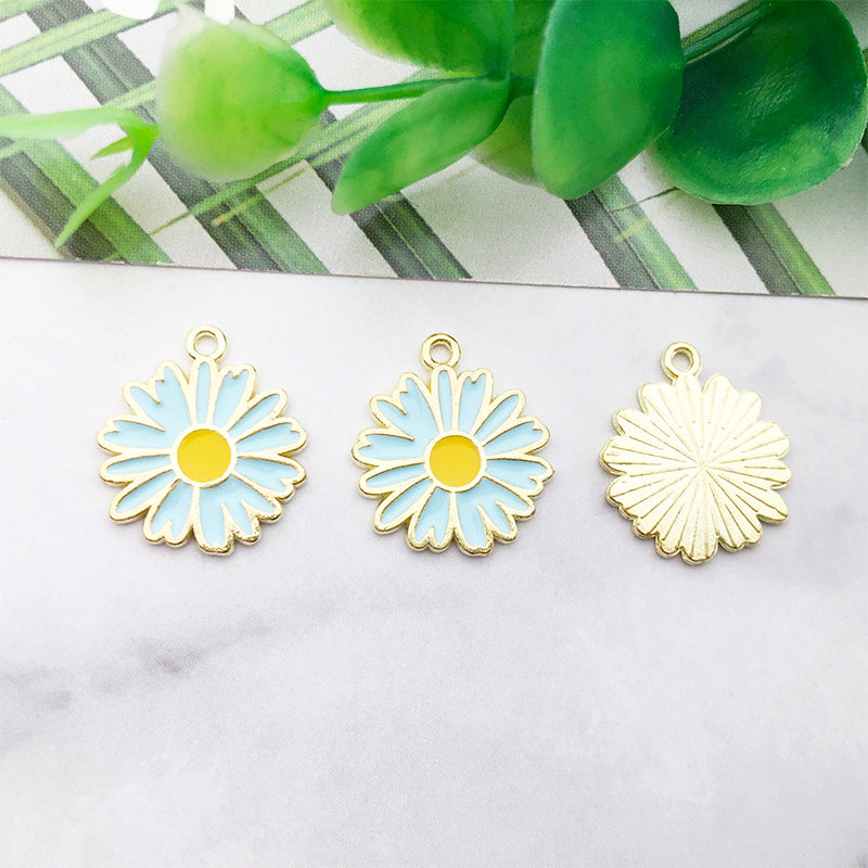 10Pcs Daisy Flower DIY Handmade Jewelry Pendants