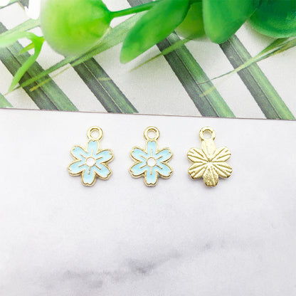 10Pcs Daisy Flower DIY Handmade Jewelry Pendants