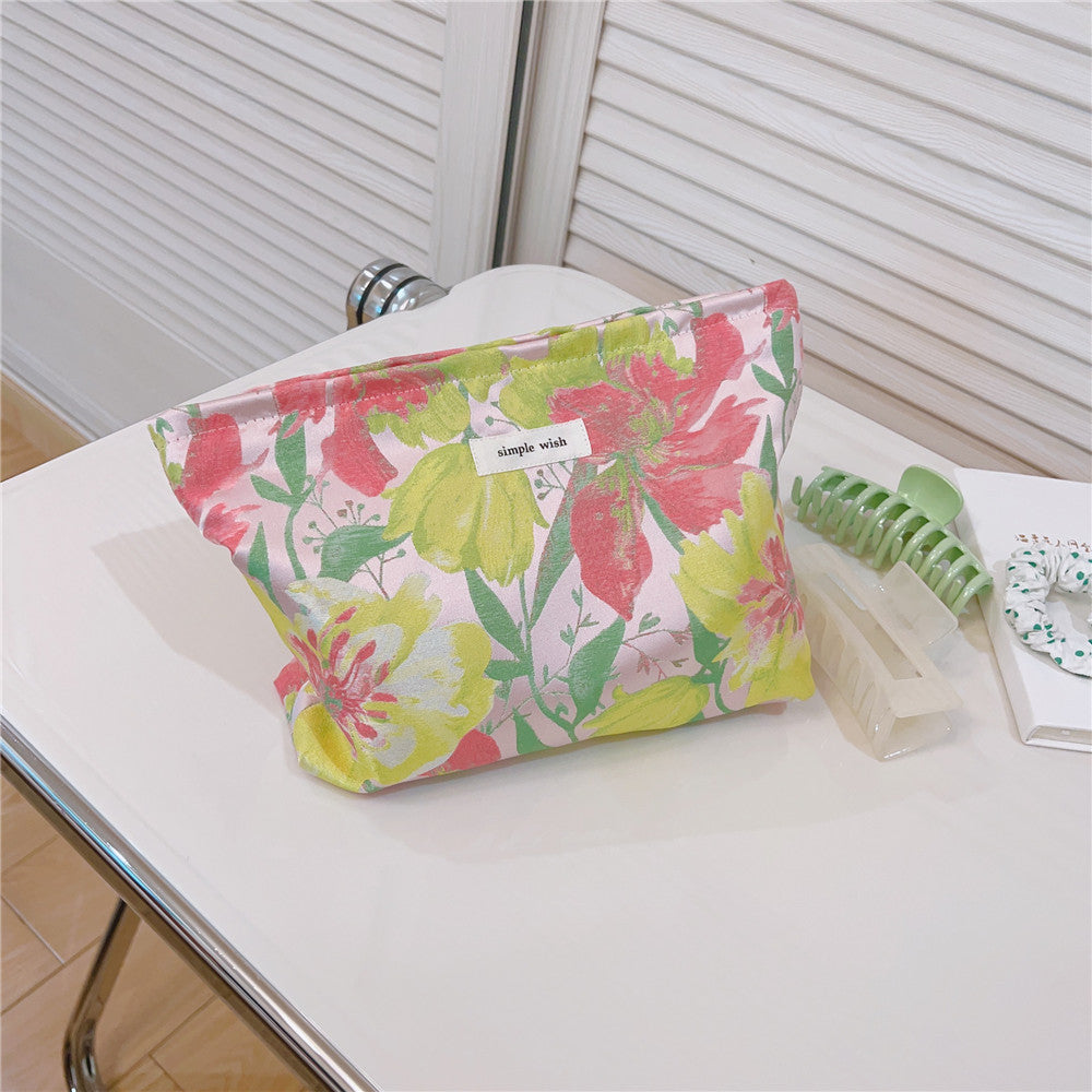 Fresh and Sweet Jacquard Cosmetic Bag