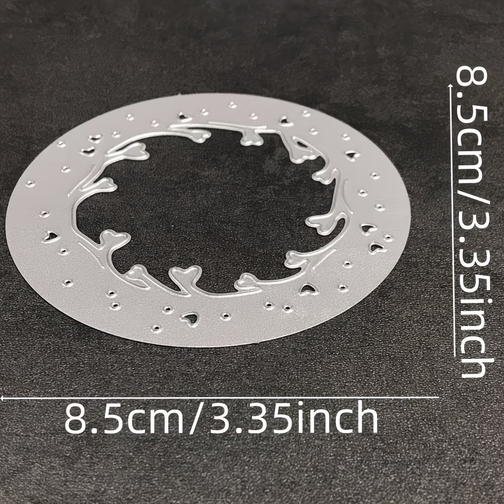 Cut-out Heart Wreath Metal Cutting Dies