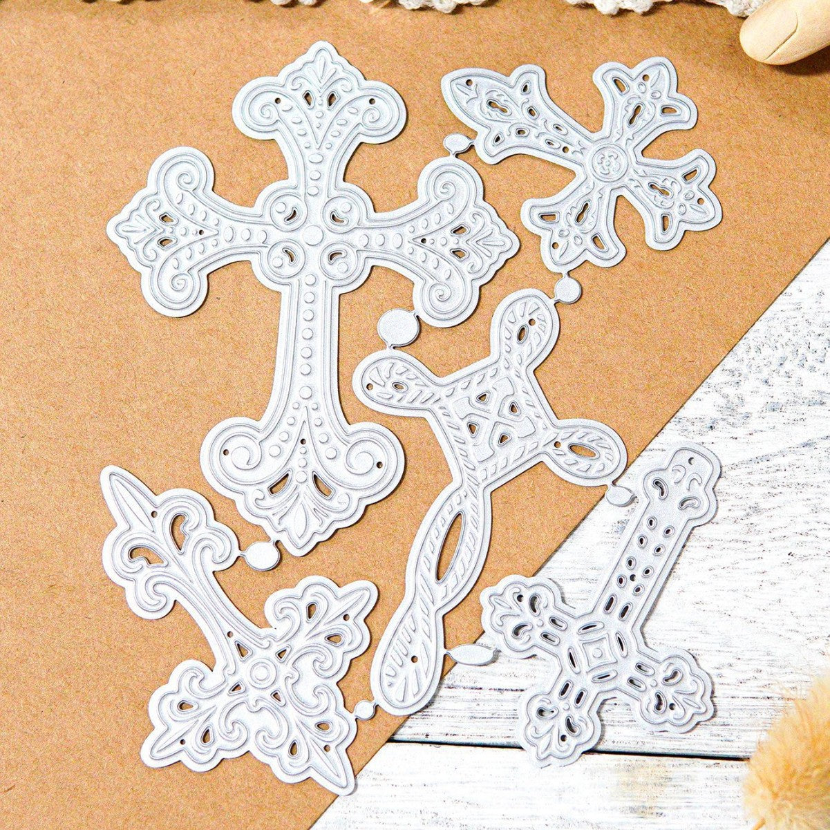 Cross Metal Cutting Dies