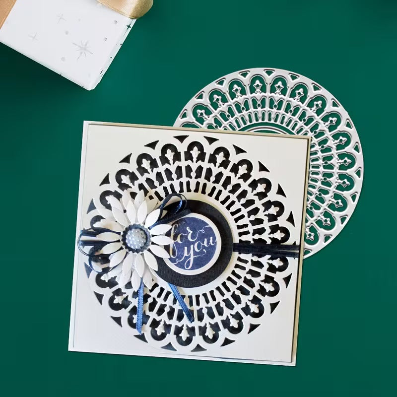 Hollowed-out Lace Circular Frame Metal Cutting Dies