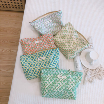 Fresh Floral Convenient Cosmetics Storage Bag