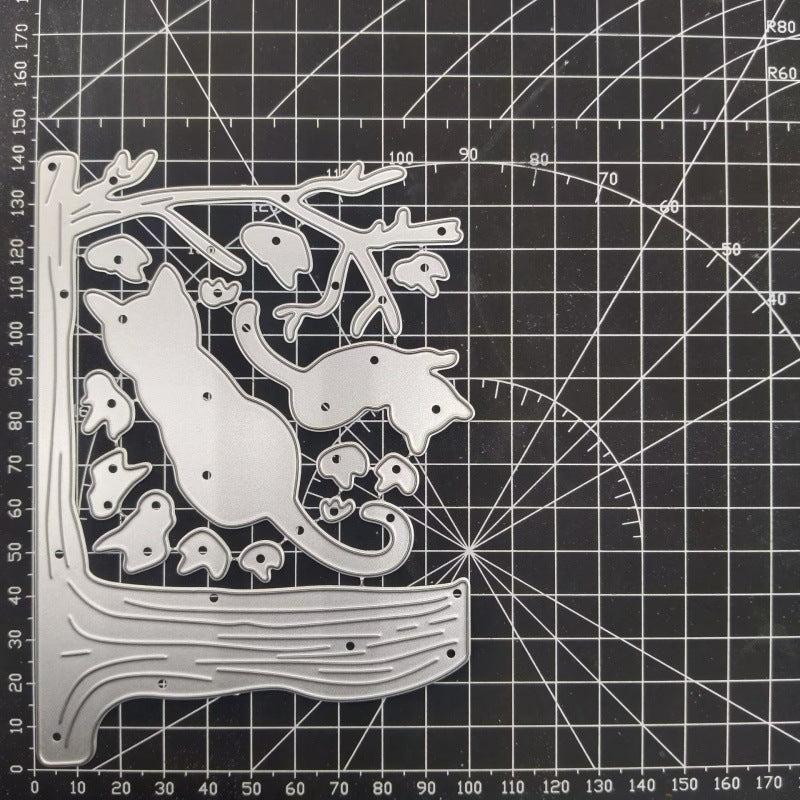 Two Little Kittens in the Tree Metal Cutting Dies
