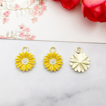 10Pcs Daisy Flower DIY Handmade Jewelry Pendants