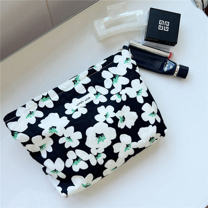 Retro Art Printed Cosmetic Bag