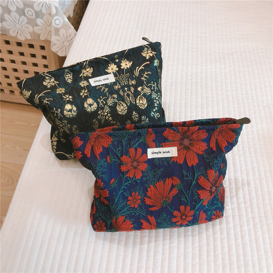 Retro Aesthetic Travel Convenient Cosmetic Bag