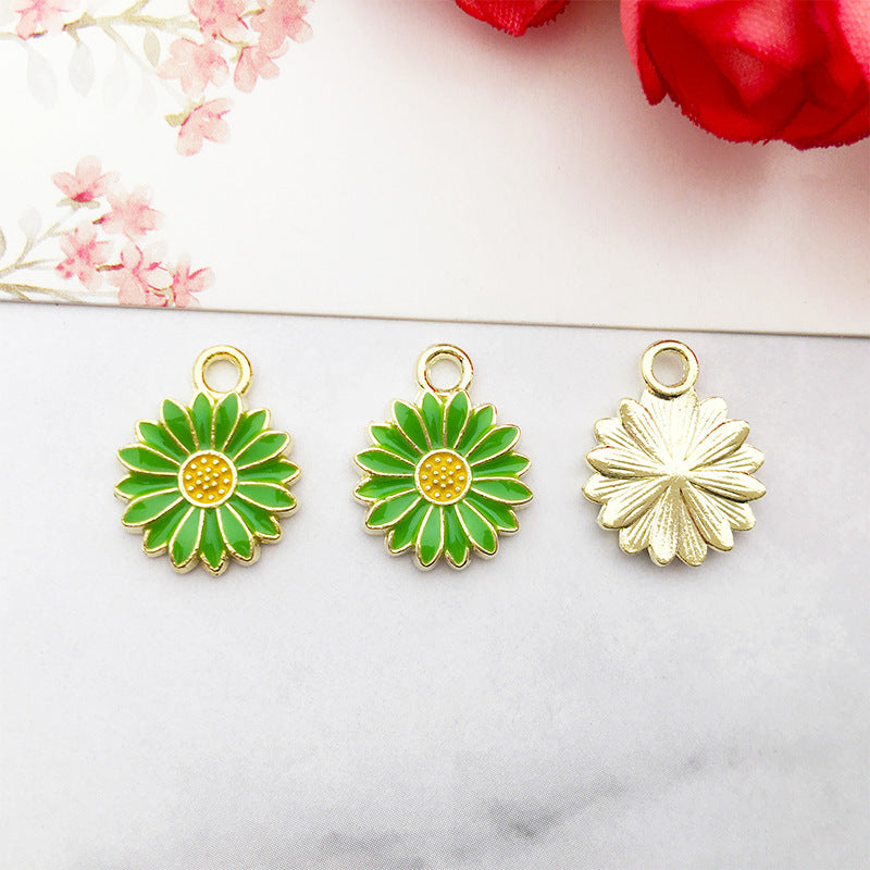 10Pcs Daisy Flower DIY Handmade Jewelry Pendants