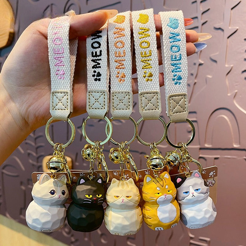 Creative Wooden Carving Cute Cat Keychain